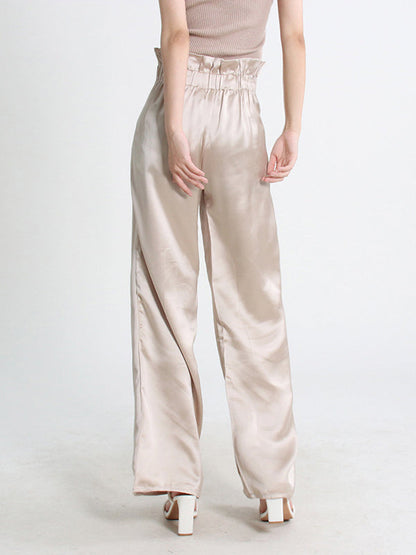 Classic Vintage Trousers with a Flattering Fit