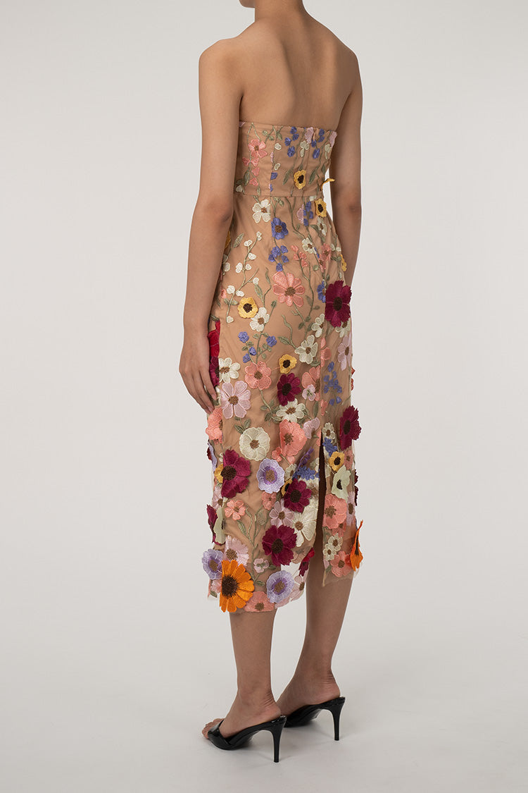 Classic Vintage & Enduringly Stylish Dress