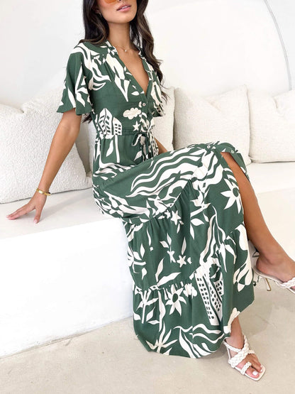 Gracefully Styled Dress for Any Occasion