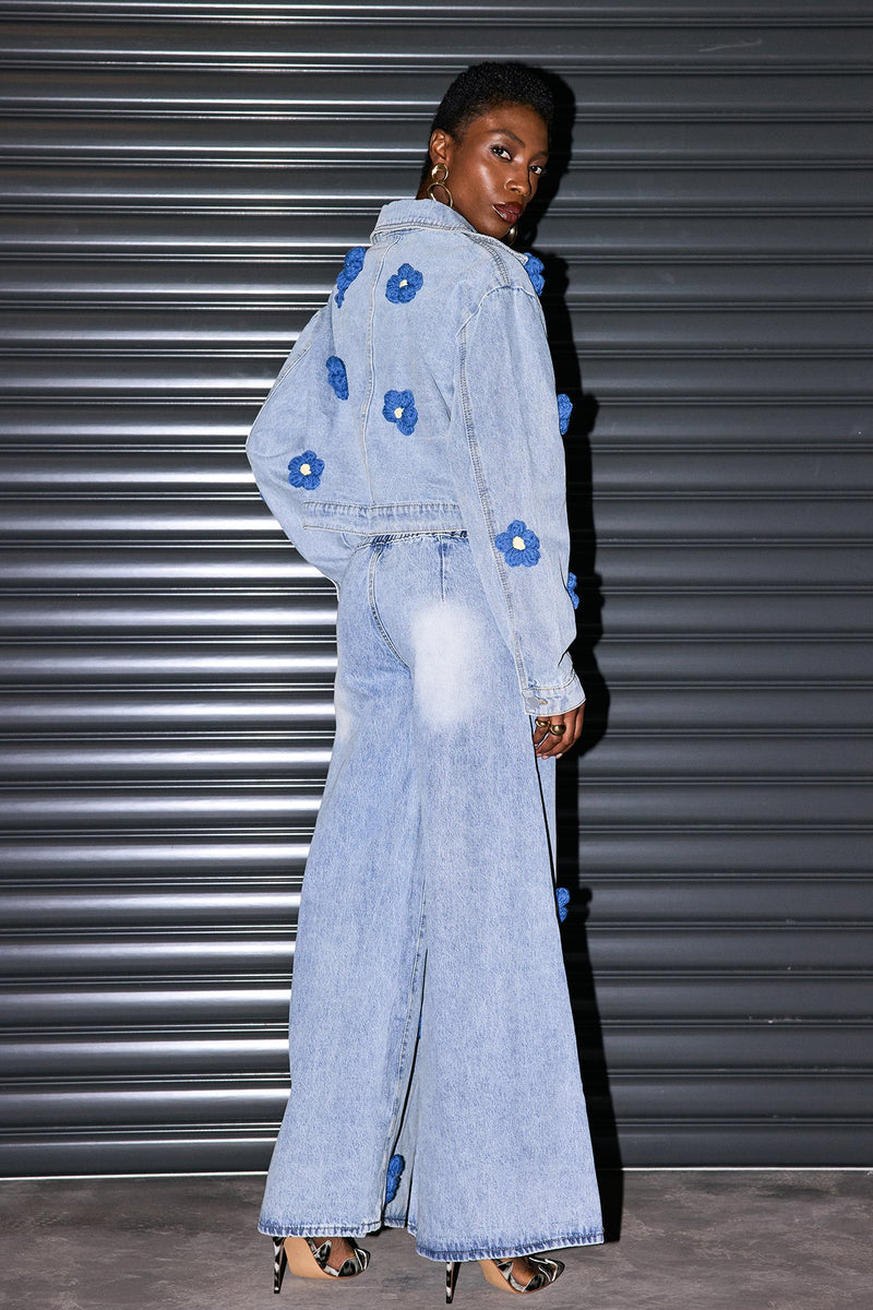 Classic Vintage Garment with a Flattering Fit