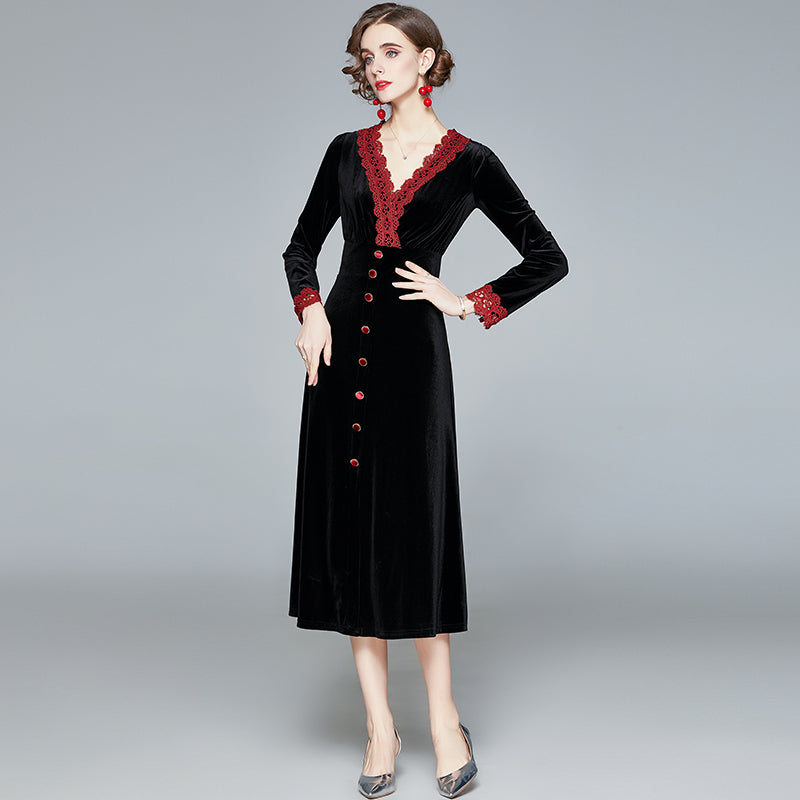 A Vintage Style Dress with Delicate Timeless Details