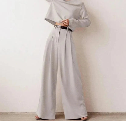Sophisticated Garment with a Clean Classic Look