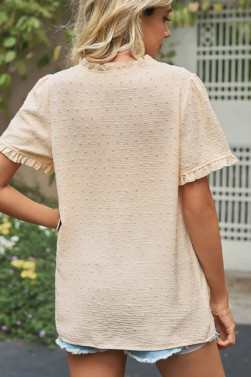 Beautifully Crafted Blouse in a Classic Style