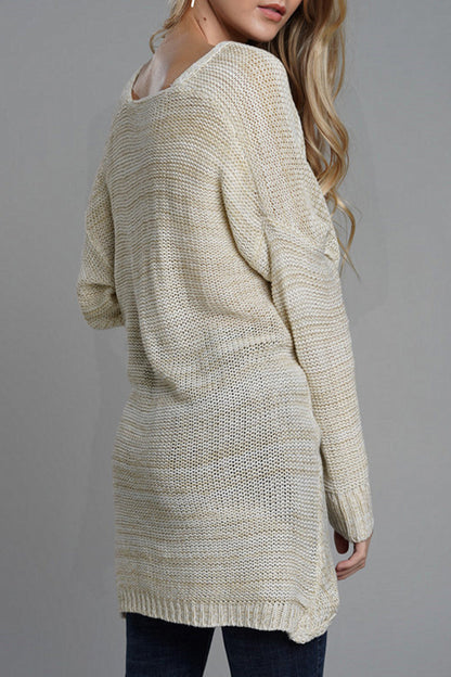 Effortlessly Elegant Top with a Timeless Design