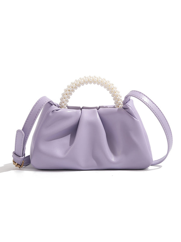 Well Tailored Bag with a Graceful Silhouette
