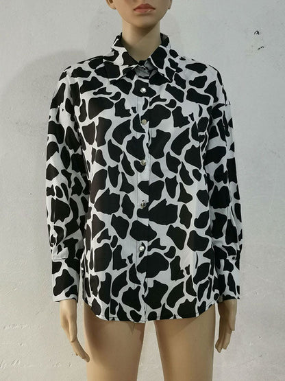 Well Tailored Blouse with a Graceful Silhouette