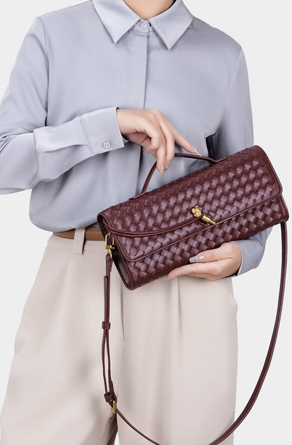 Sophisticated Bag with a Clean Classic Look