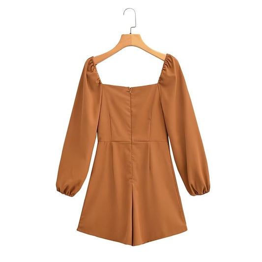 Well Tailored Garment with a Graceful Silhouette