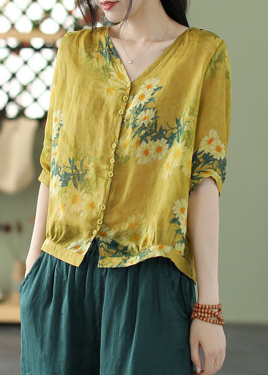A Vintage Style Shirt with Delicate Timeless Details