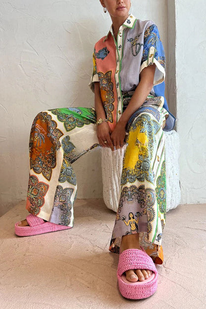 Effortlessly Elegant Pants with a Timeless Design