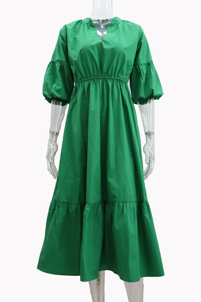 Beautifully Crafted Dress in a Classic Style