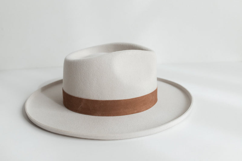 Well Tailored Garment with a Graceful Silhouette