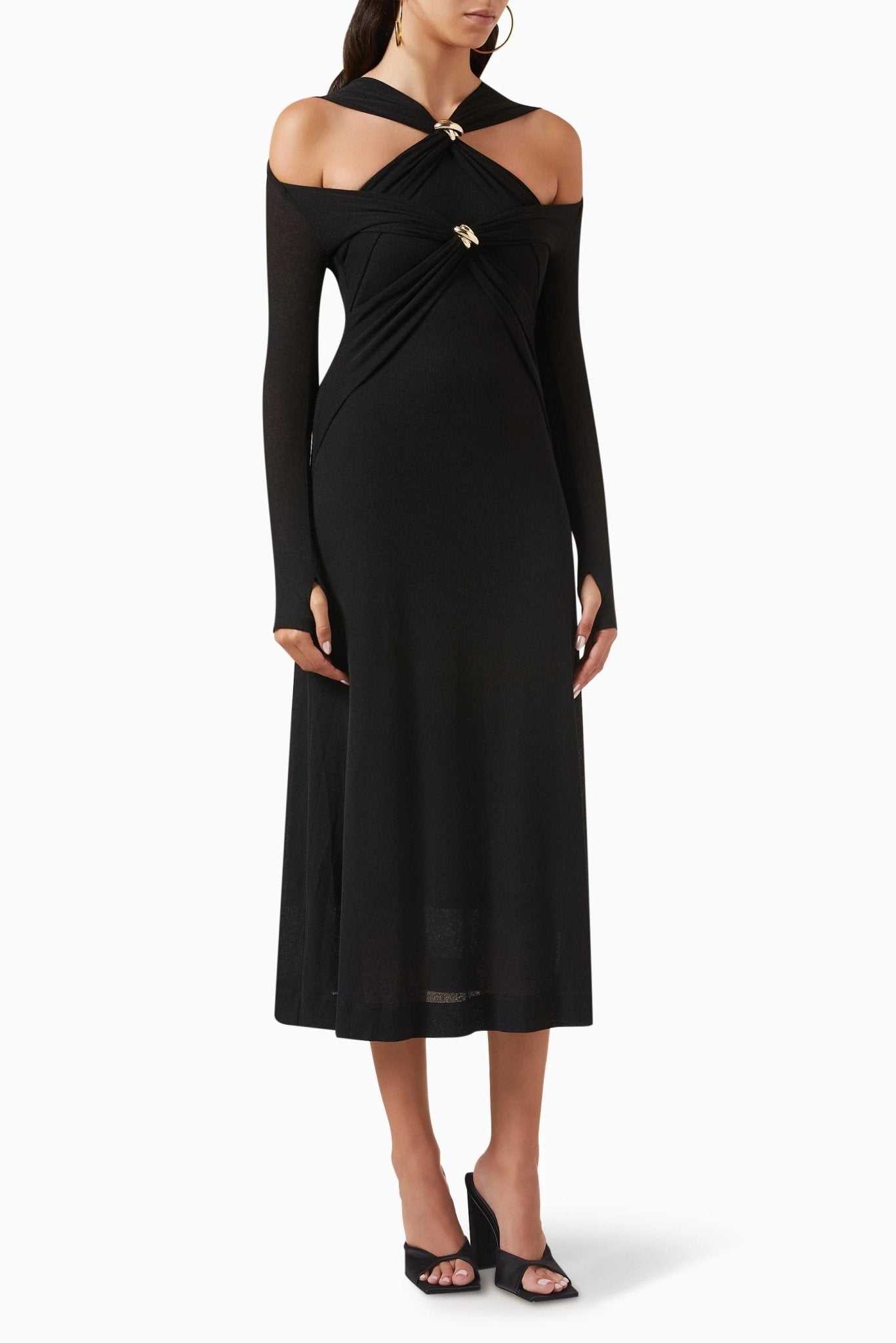 Gracefully Styled Dress for Any Occasion
