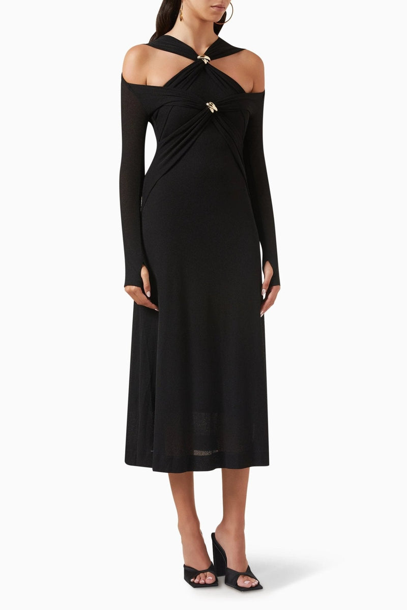 Gracefully Styled Dress for Any Occasion