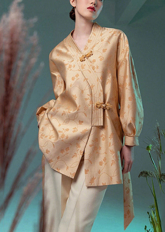 Classic Vintage Coat with a Flattering Fit