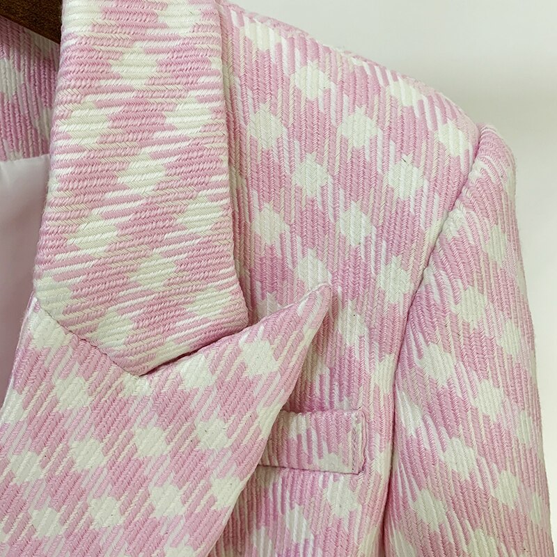 Sophisticated Garment with a Clean Classic Look