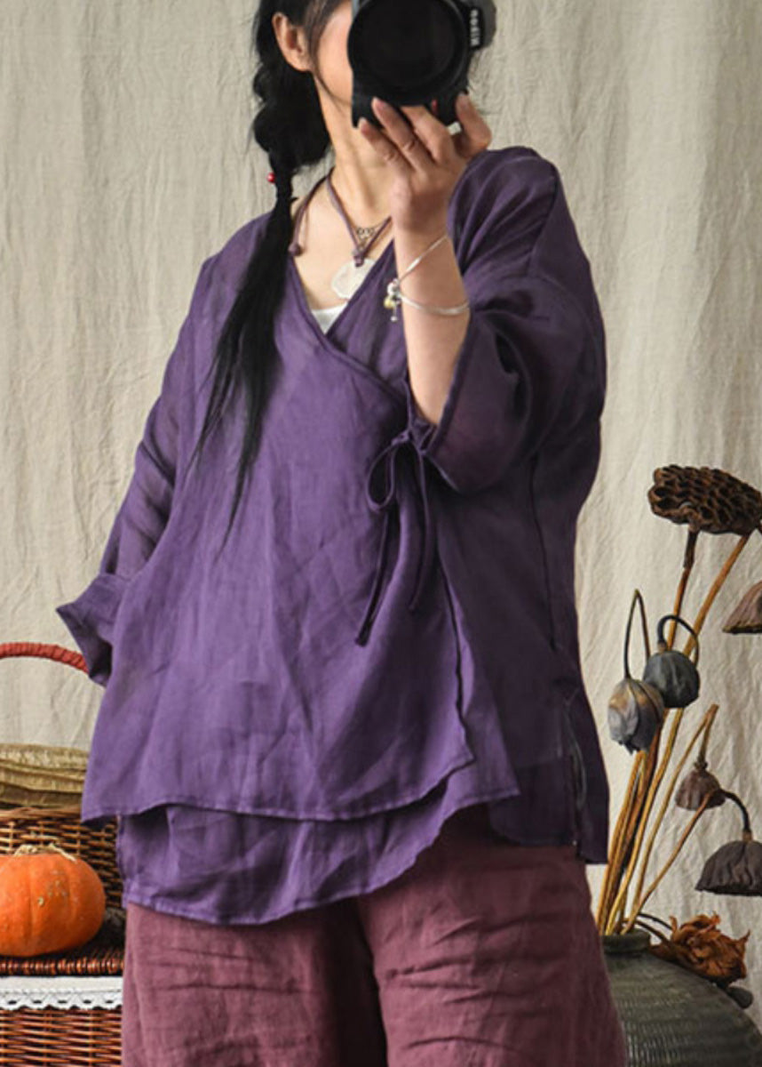 Classic Vintage Blouse with a Flattering Fit