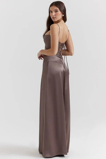 Beautifully Finished Garment in a Timeless Design