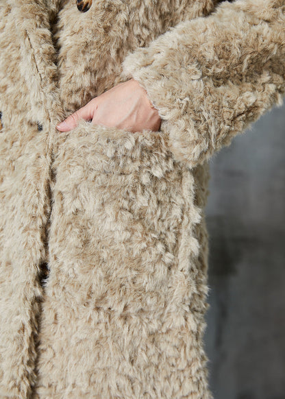 Elegantly Styled Coat for Everyday Wear