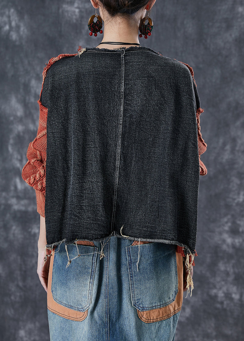 Well Tailored Sweater with a Graceful Silhouette