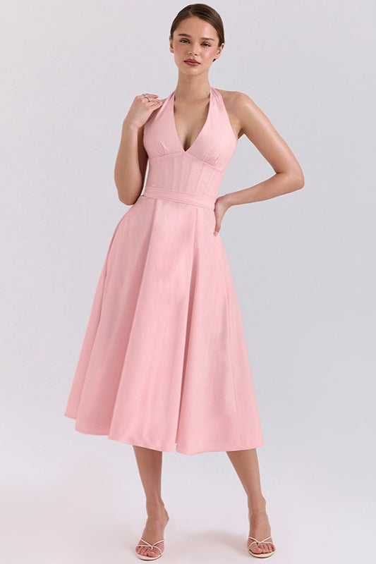 Gracefully Styled Dress for Any Occasion
