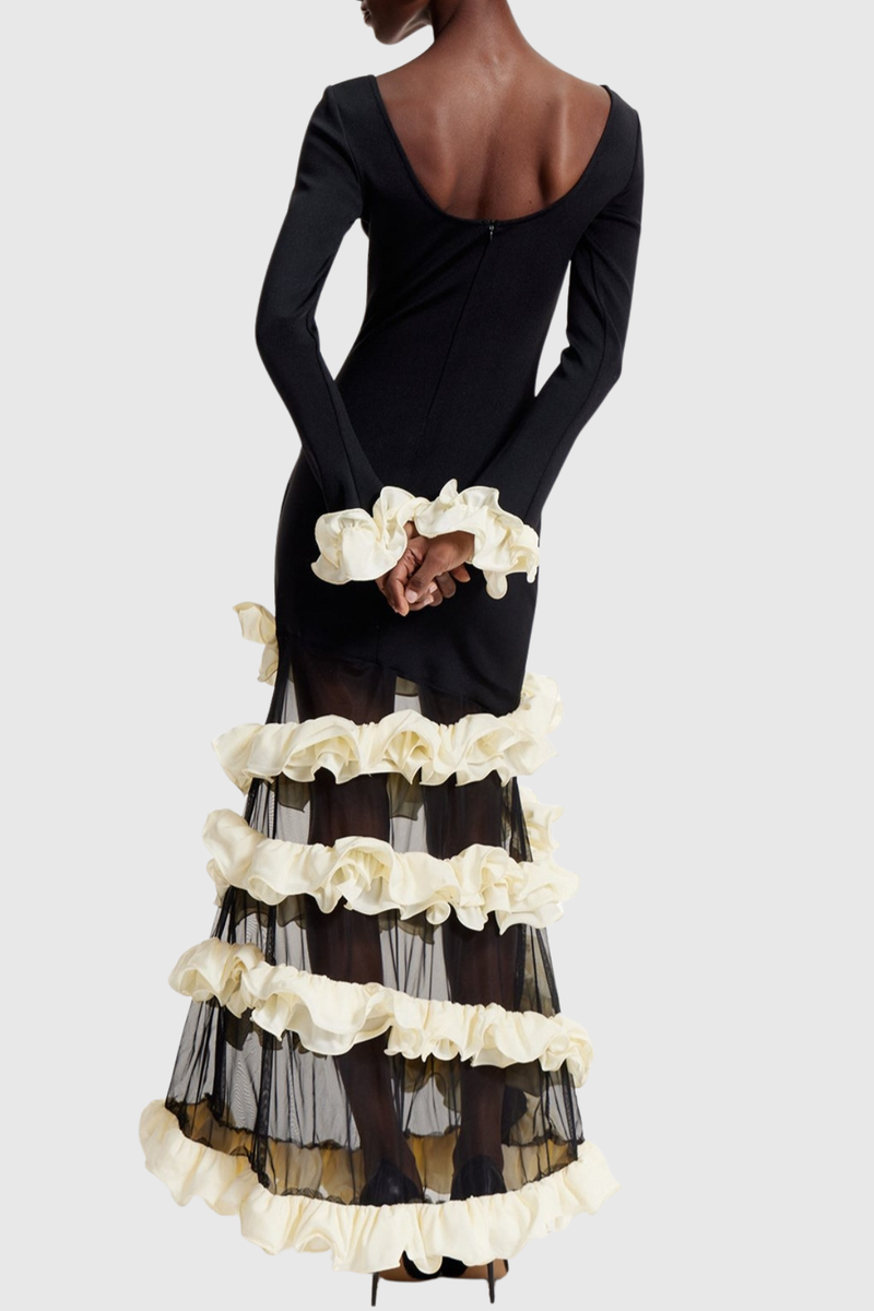 Classic Vintage Dress with a Flattering Fit