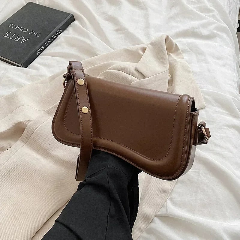Elegantly Styled Bag for Everyday Wear