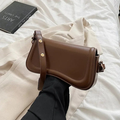 Elegantly Styled Bag for Everyday Wear