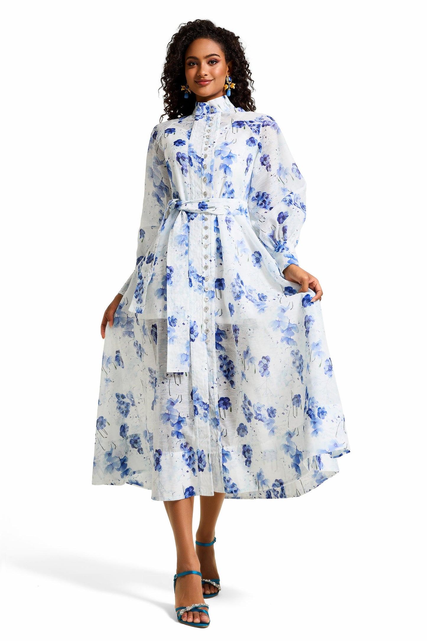 Beautifully Crafted Dress in a Classic Style