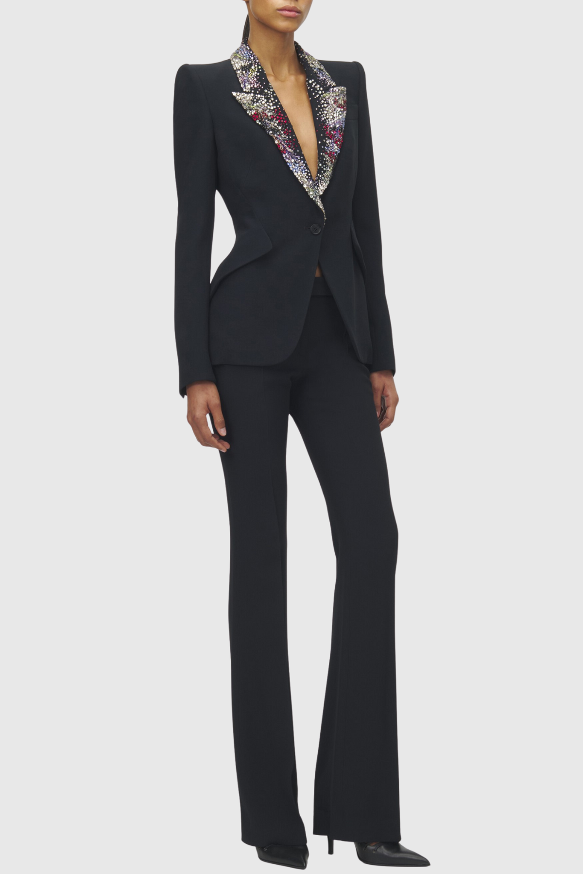 Well Tailored Garment with a Graceful Silhouette