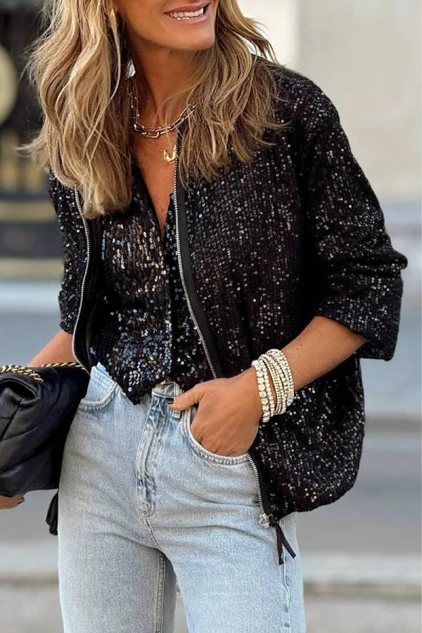 Well Tailored Jacket with a Graceful Silhouette