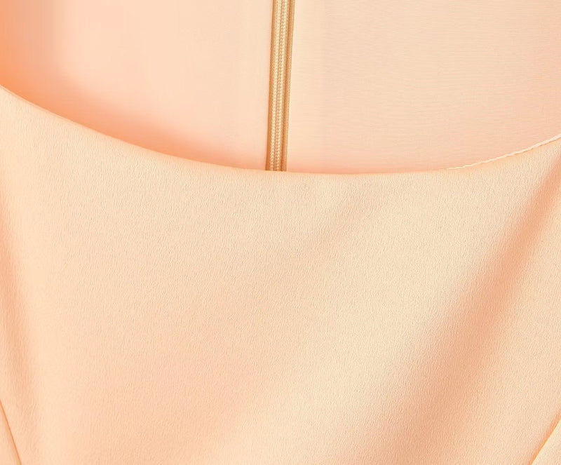 Polished Dress with an Effortless Classic Look