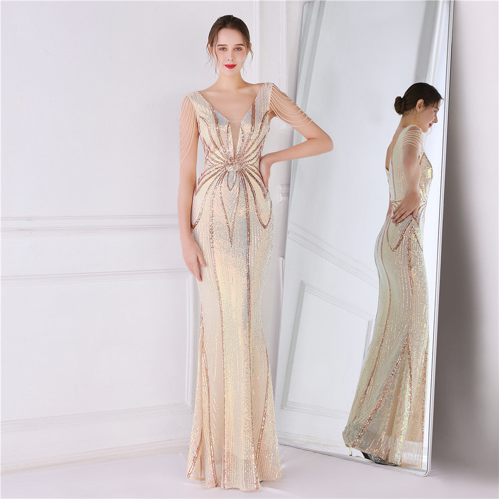 Gracefully Styled Dress for Any Occasion