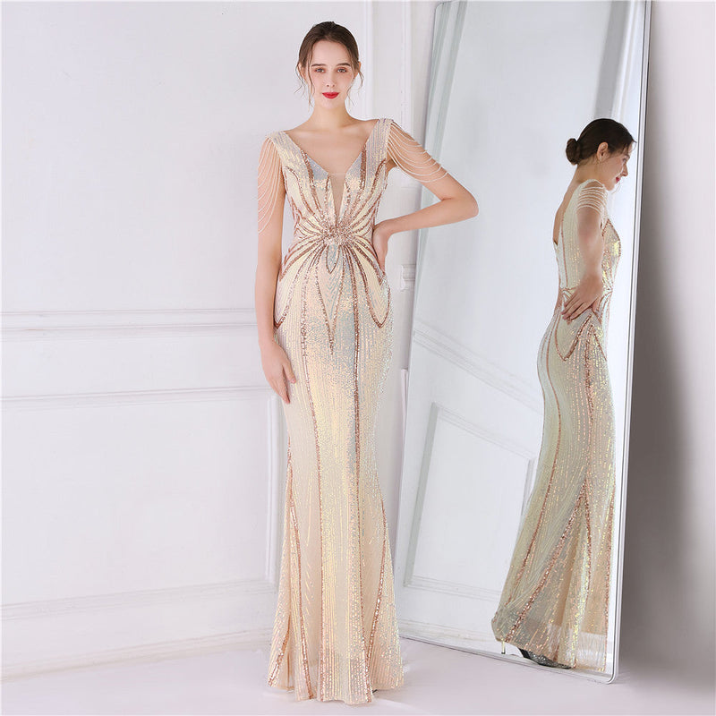 Gracefully Styled Dress for Any Occasion