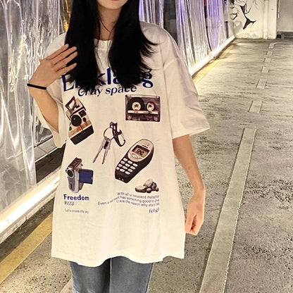 Effortlessly Elegant T-Shirt with a Timeless Design