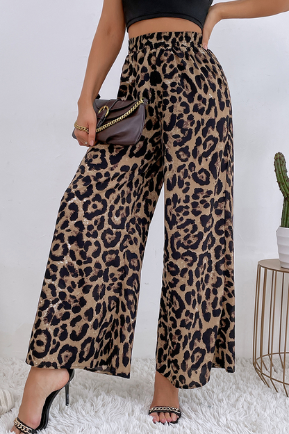 Sophisticated Garment with a Clean Classic Look