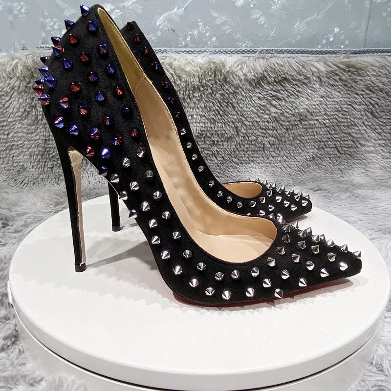 Classic Vintage Shoes with a Flattering Fit
