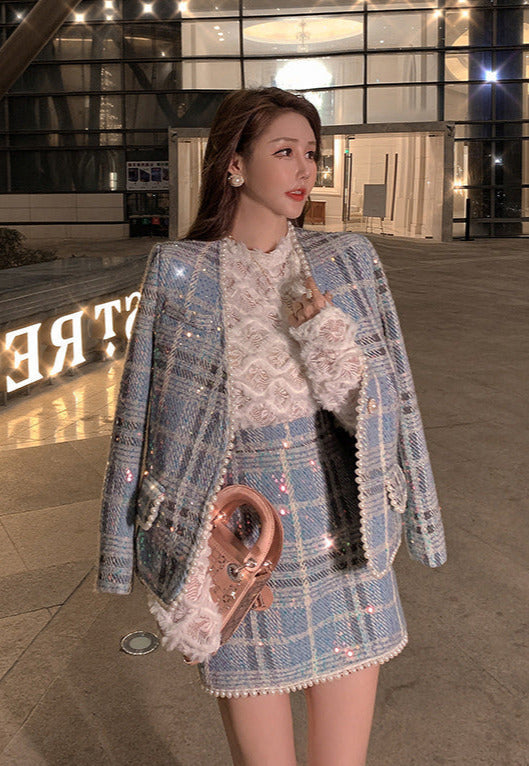 Gracefully Styled Garment for Any Occasion