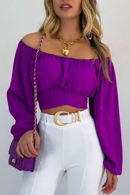 Well Tailored Top with a Graceful Silhouette