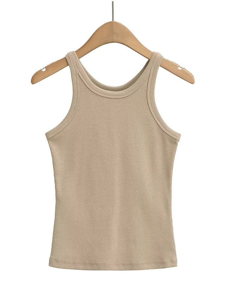 Effortlessly Elegant Top with a Timeless Design