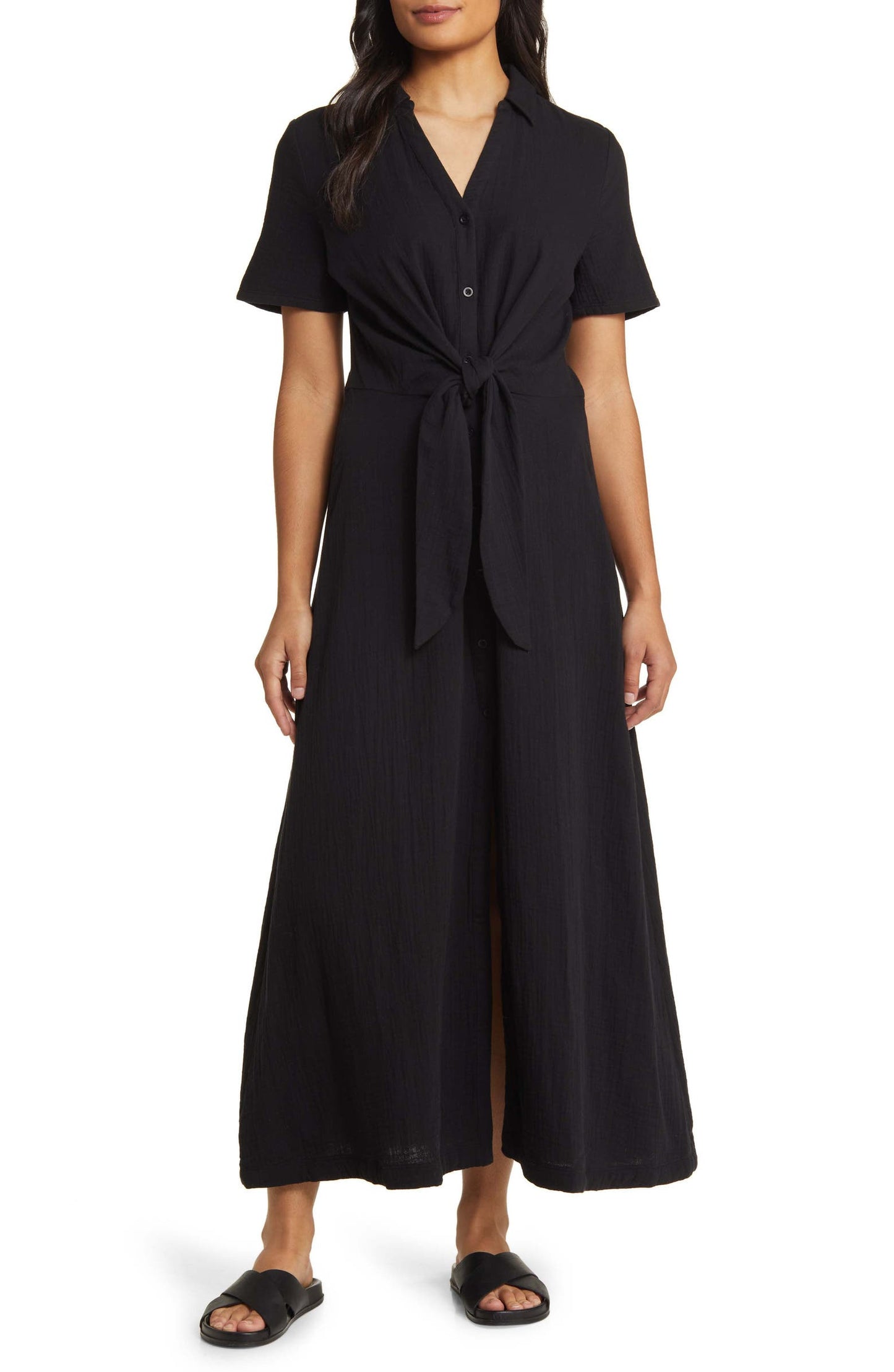 Well Tailored Dress with a Graceful Silhouette