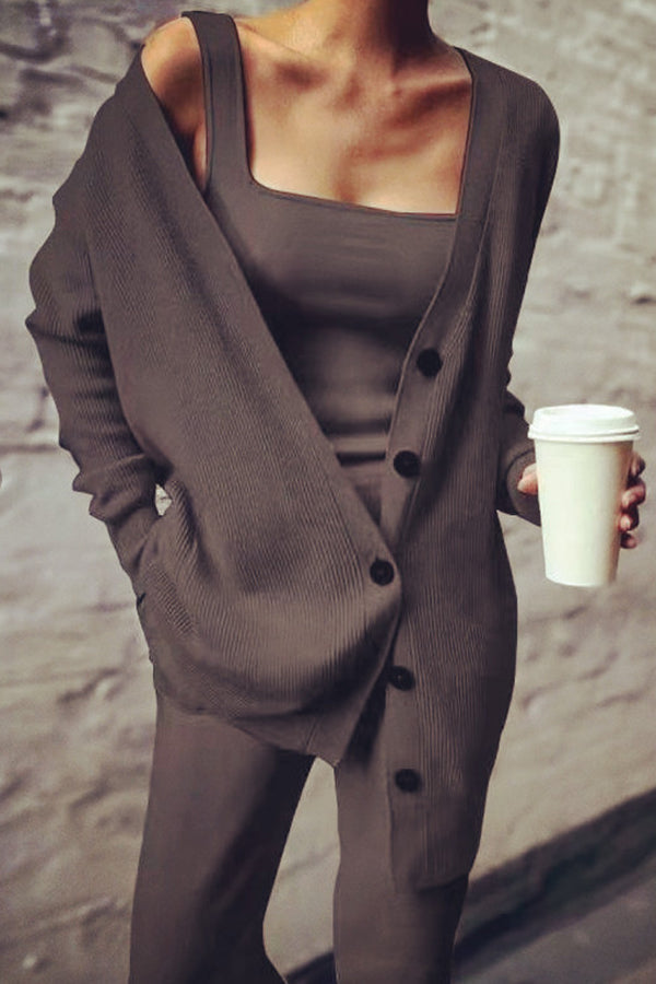 Sophisticated Garment with a Clean Classic Look