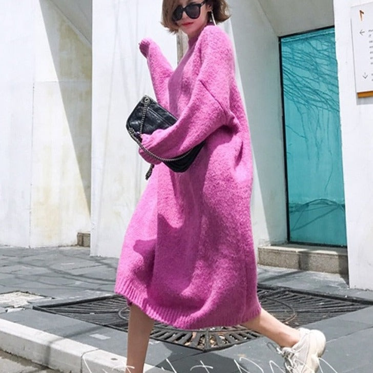 Well Tailored Sweater with a Graceful Silhouette