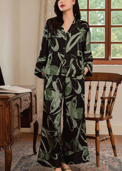 Sophisticated Garment with a Clean Classic Look