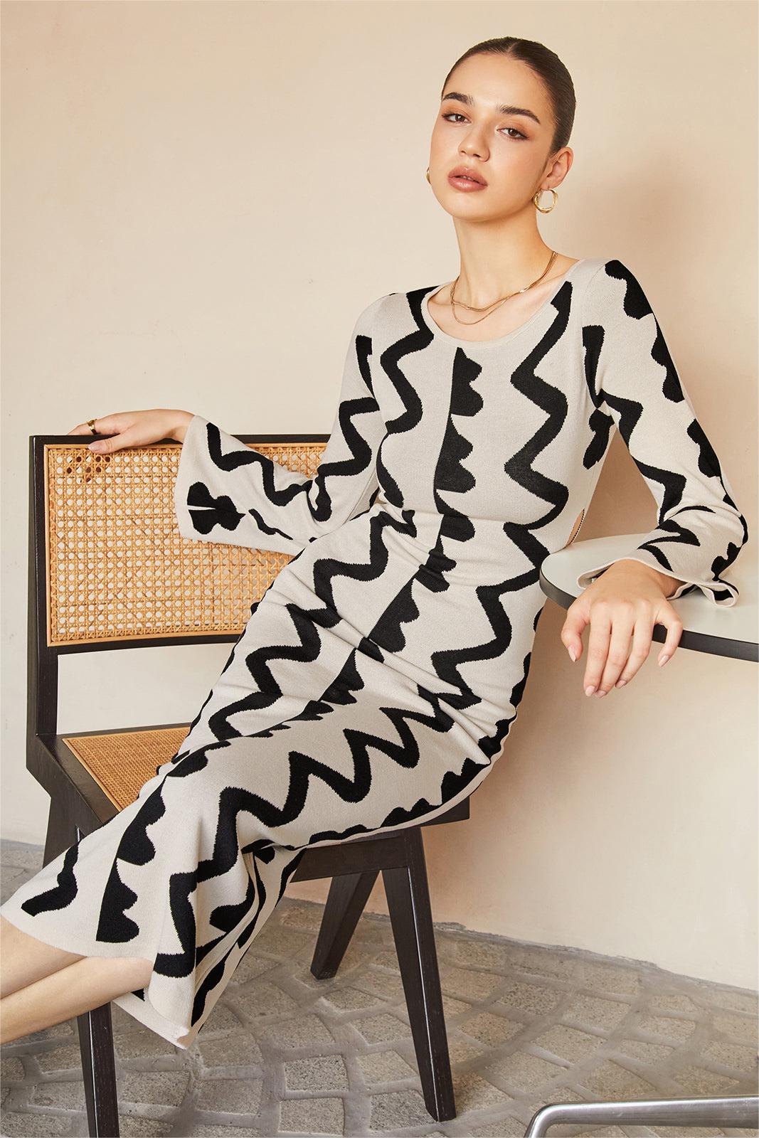 Classic Vintage & Enduringly Stylish Dress