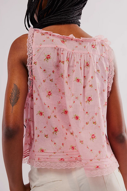 Classic Vintage Top with a Flattering Fit
