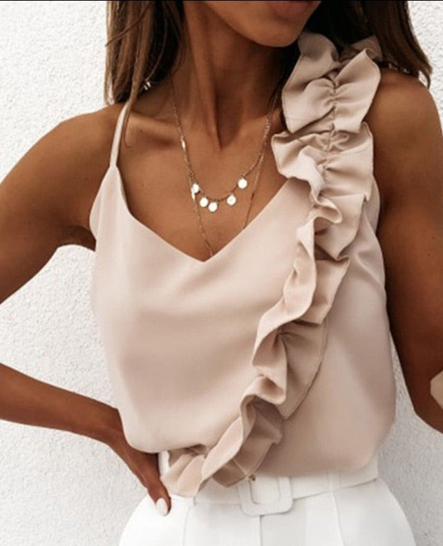 Classic Vintage Top with a Flattering Fit