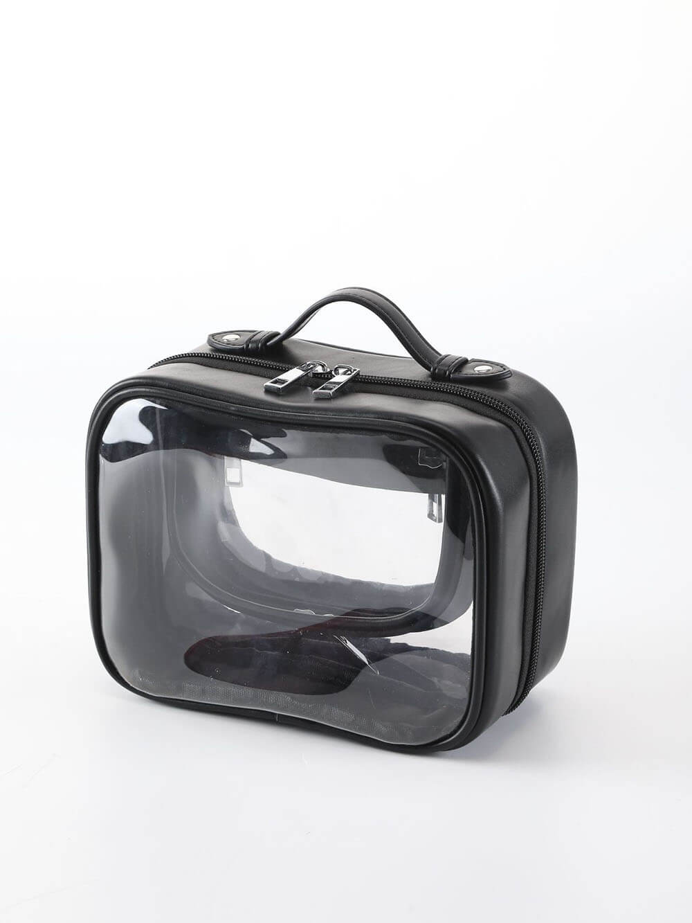 Well Tailored Bag with a Graceful Silhouette