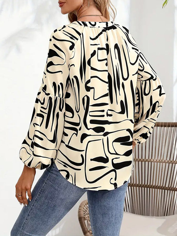 Beautifully Crafted T-Shirt in a Classic Style