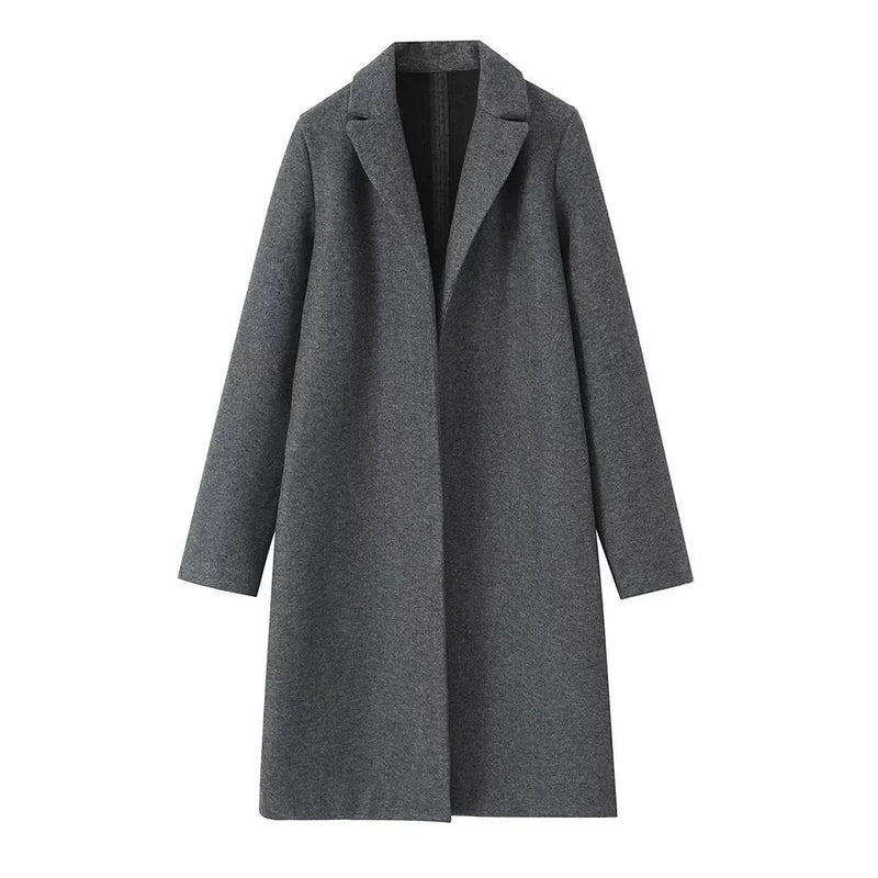 Gracefully Styled Coat for Any Occasion